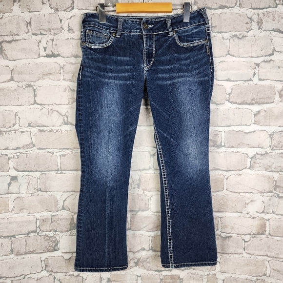 Silver Suki Jean Capris Factory Fade  5 Pocket 25.5" Inseam Blue Size 30W - Picture 2 of 16